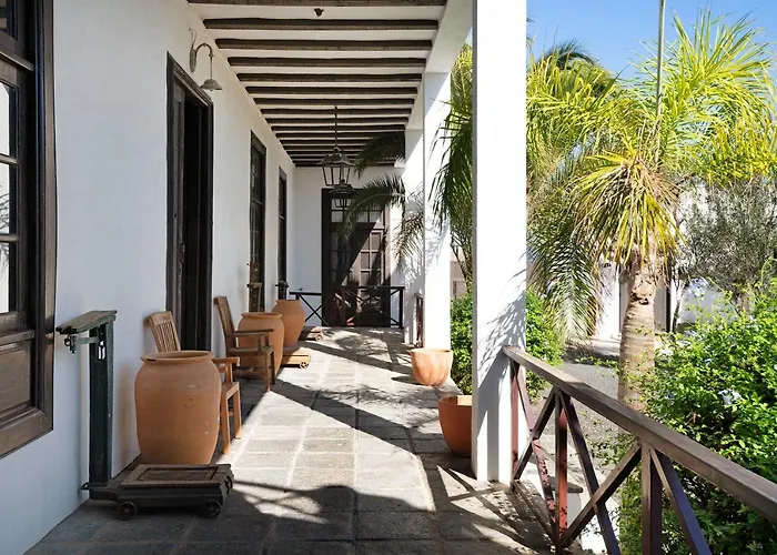 Emblematica - Nº5 Tinache